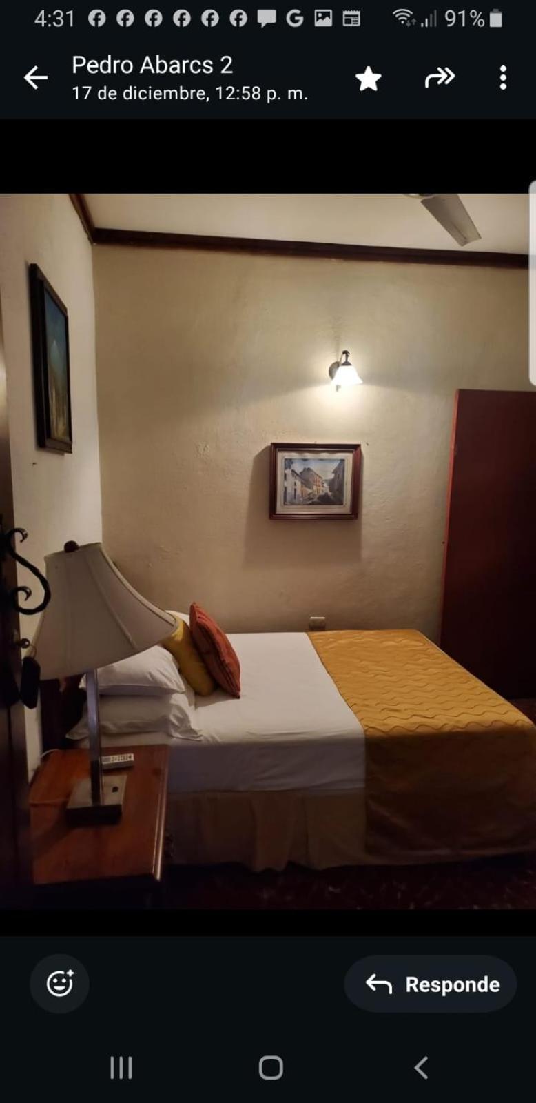 Hostal Fuente Castalia, B Y B León Zewnętrze zdjęcie