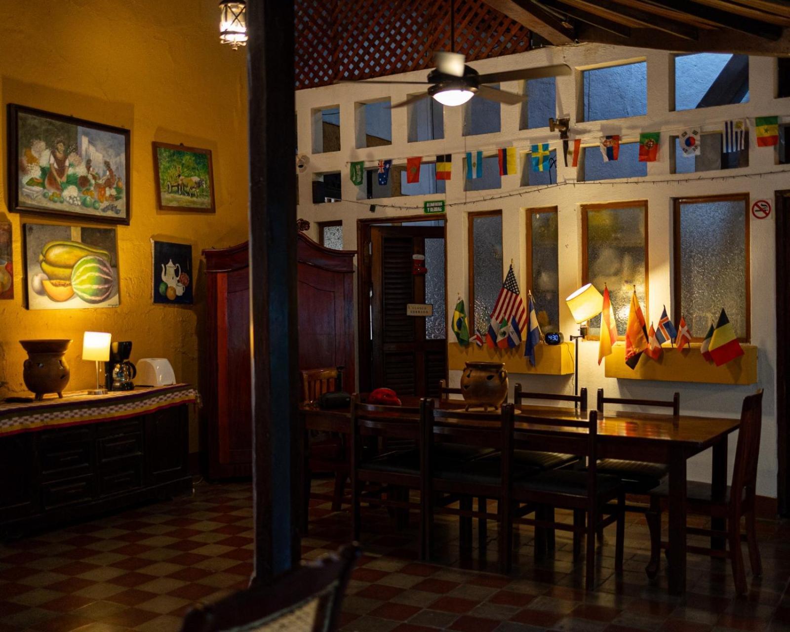 Hostal Fuente Castalia, B Y B León Zewnętrze zdjęcie